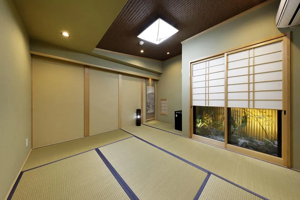 ゲストハウス 京都　ひまわり　河原町四条