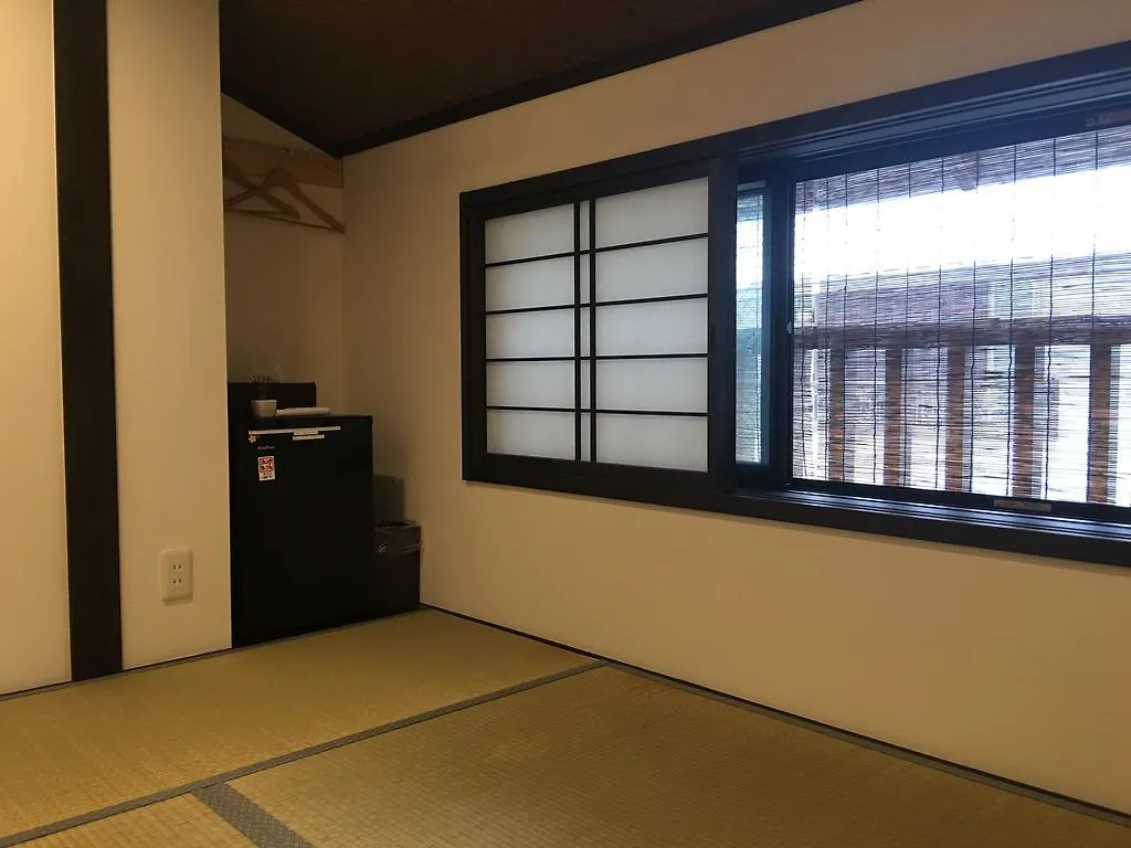 京都　ひまわり　河原町四条 ゲストハウス 京都市