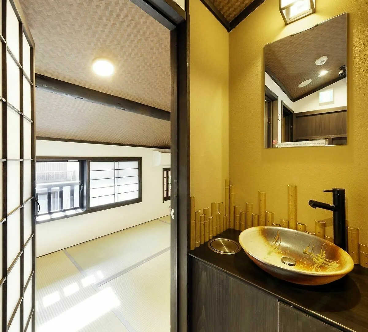 Kyoto Himawari Shijo Kawaramachi Hotel 2*,  Japan